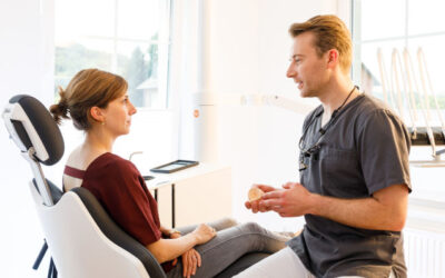 Schnarchschiene (UKPS): Warum Schnarchen ein Fall für den Zahnarzt sein kann